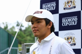 予選ラウンドを終えて首位に立ったタイのパチャラ・コンワットマイ(撮影:赤澤亮丈)