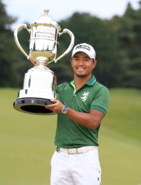 小平智が逆転で今季初優勝!(撮影:標英俊)