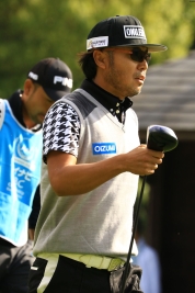 首位から1打差の2位タイにつけた片山晋呉(撮影:秋田義和)