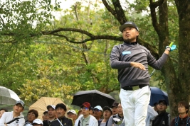 片山晋呉はまさかのトリプルボギーからカムバック(撮影:秋田義和)