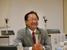 新規トーナメントを発表した倉本昌弘会長(撮影:ALBA)
