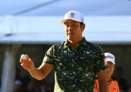 大会連覇・賞金ランク1位奪還に向け、谷原秀人が首位タイで最終日に臨む(撮影:標英俊)