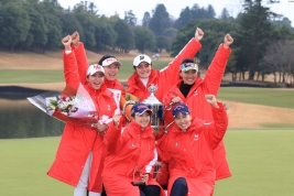 昨年はLPGAチームが逆転で2連覇を果たした(撮影:標英俊)