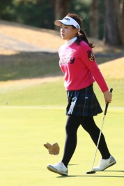 パター復調はならず…永井花奈は悔しいトータル4オーバーで大会を終えた(撮影:小路友博)