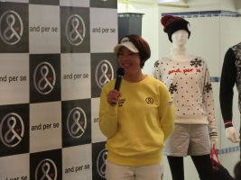 トークショーでファンと触れ合った森田理香子(撮影:赤澤亮丈)