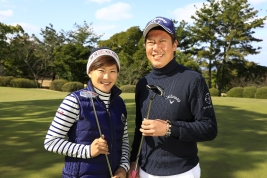 南秀樹氏と笑顔を見せる成田美寿々(撮影:米山聡明)