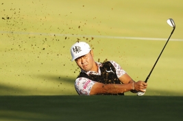 首位と5打差、トータル8アンダー10位Tで前半を折り返した谷原秀人(撮影:GettyImages)