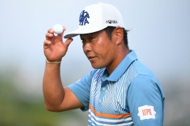 谷原秀人、バーディ締め!トータル10アンダーまでスコアを伸ばした(撮影:GettyImages)