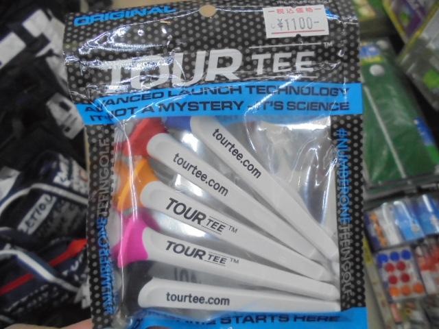 近頃流行りの　TOUR TEE