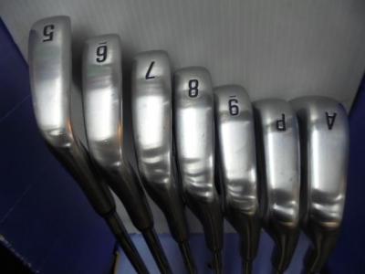 美品アイアン(・ε・`●)