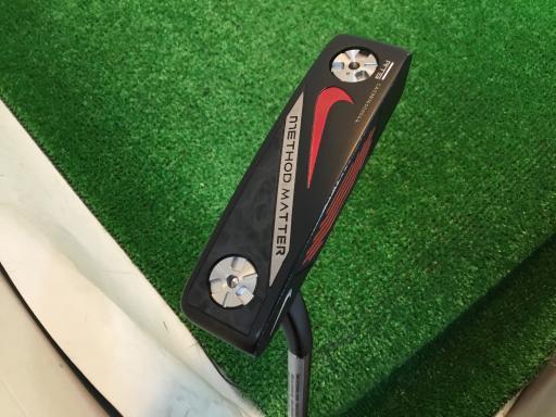 ナイキ　パター☆