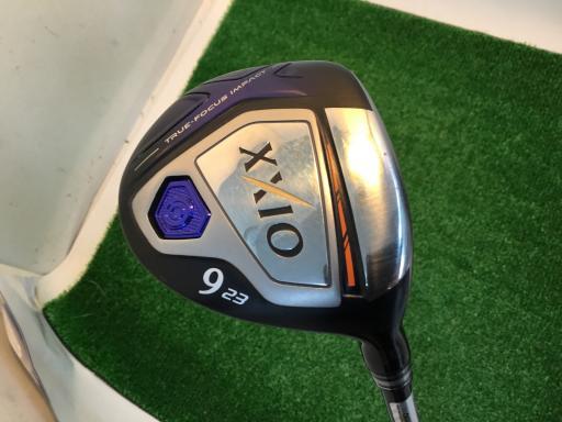 ゼクシオ９番ウッド♪