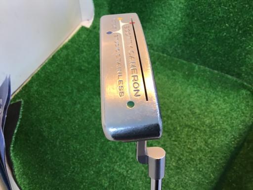 キャメロン　パター♪