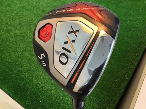 ＸＸＩＯ(18)　ＲＥＤ　ＦＷ