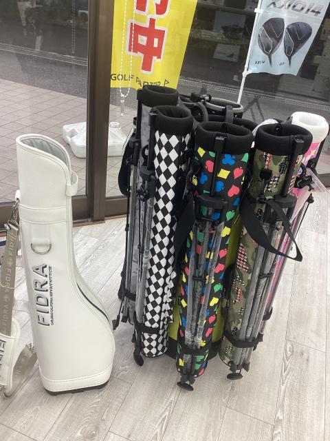 おしゃれなスタンドバッグ入荷してます(^_-)-☆