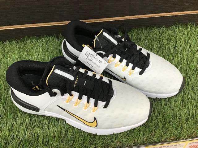 ☆彡　ナイキ　ゴルフシューズ入荷