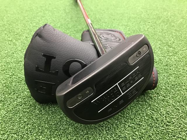 ＷＨＩＴＥ　ＨＯＴ　ＢＬＡＣＫ　ＦＩＶＥ　ＣＳ　３４インチ