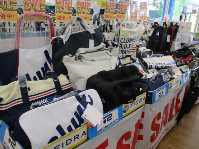 ラウンドバッグ　ＳＡＬＥ中(^_-)-☆