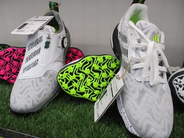 新しいシューズでラウンドしませんか☺