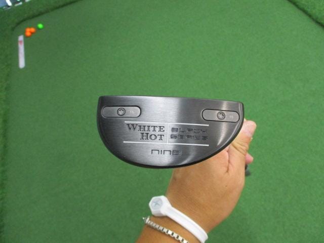 ホワイトホット　ブラック！