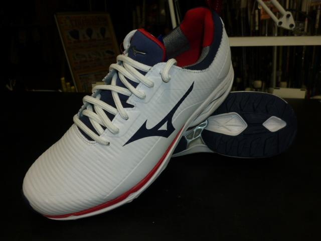 ☆MIZUNO ウェーブケイデンス☆