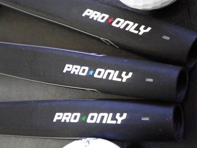 プロオンリーパター（グリップ）入荷しています