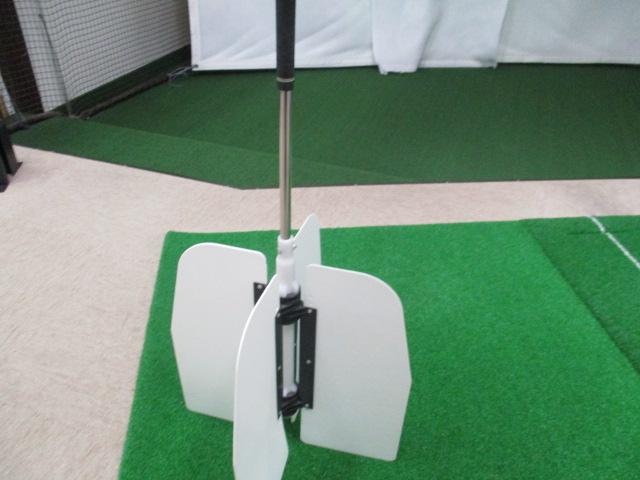 スイング軸を作って飛距離アップ