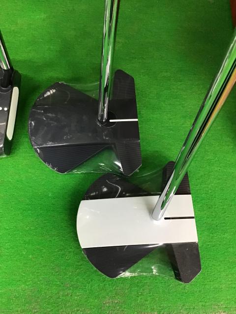 オデッセイ新作パター入荷しました。