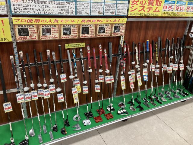 充実のパターコーナー！（レフティーも）