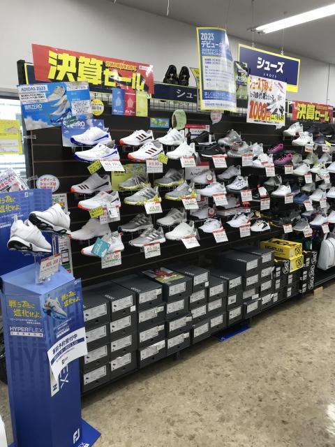 シューズ選びなら是非当店へ！