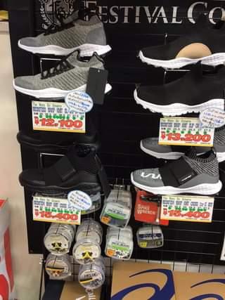 カジュアルなゴルフシューズ入荷しました！