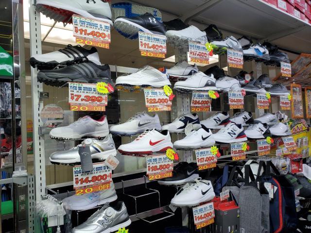 期間限定！シューズお安くしてます！
