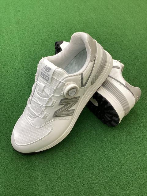 ニューバランスのゴルフシューズ！