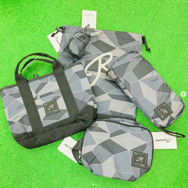 Riviera　小物入荷致しました♪