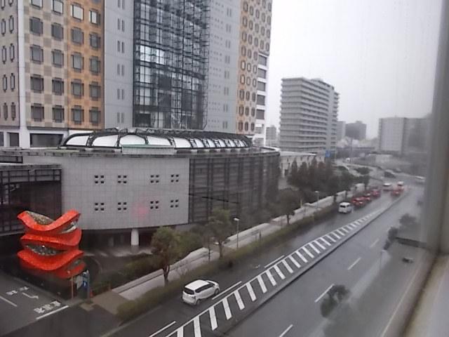 つめたい雨