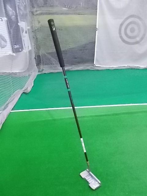 驚き！！自立式パター！？