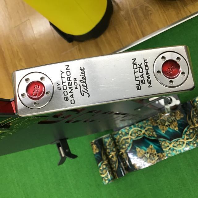 キャメロン　レトロなボタンバック限定品