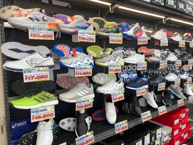 新しいシューズ入荷してます！