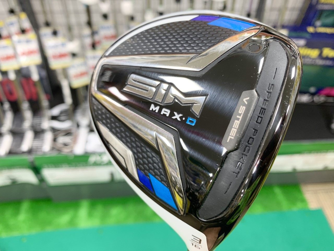 美品 テーラーメイド SIM MAXドライバー 9.0度TourAD DI-7X 美品 テーラーメイド SIM MAXドライバー 9.0度TourAD DI-7X さらに