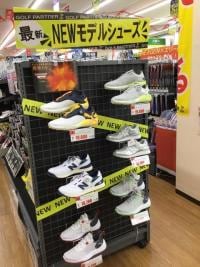 新作シューズ続々入荷！！！