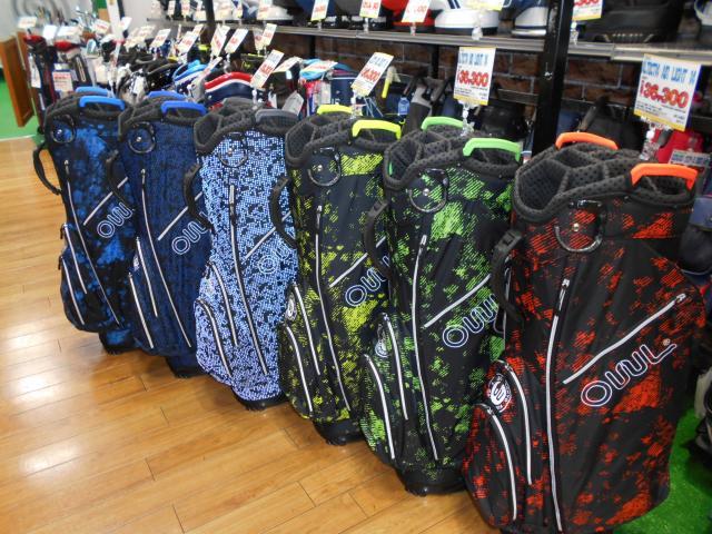 軽量キャディーバッグ入荷(^_-)-☆