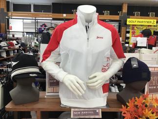 新しいスタイルの長袖シャツ