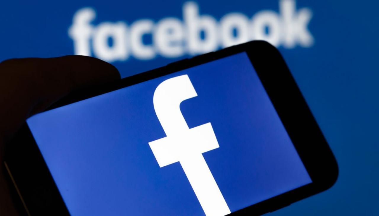 Facebook始めました！