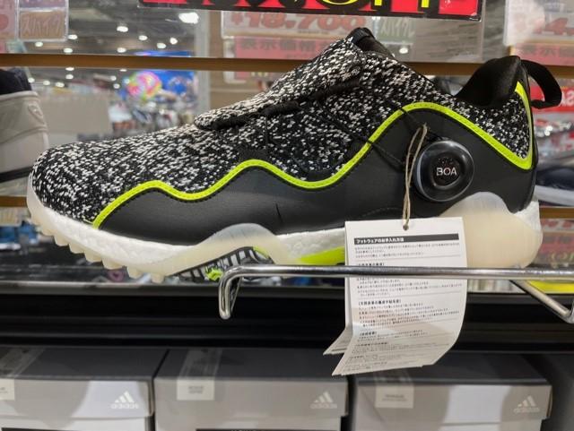 超人気、最新ゴルフシューズ入荷しました
