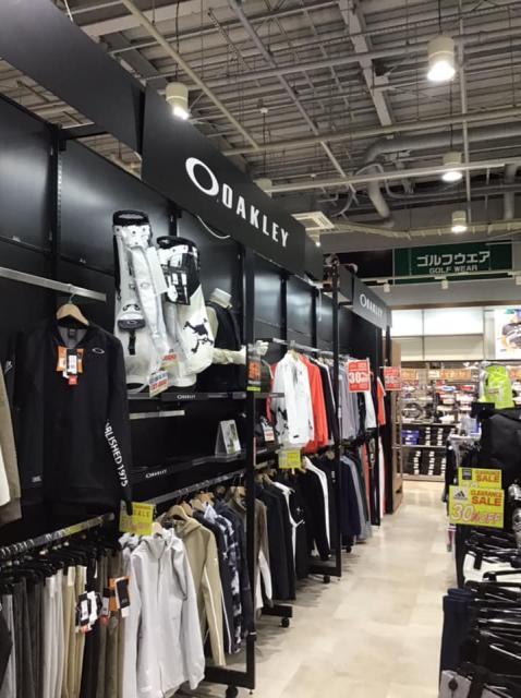 最新ウェア続々入荷中！