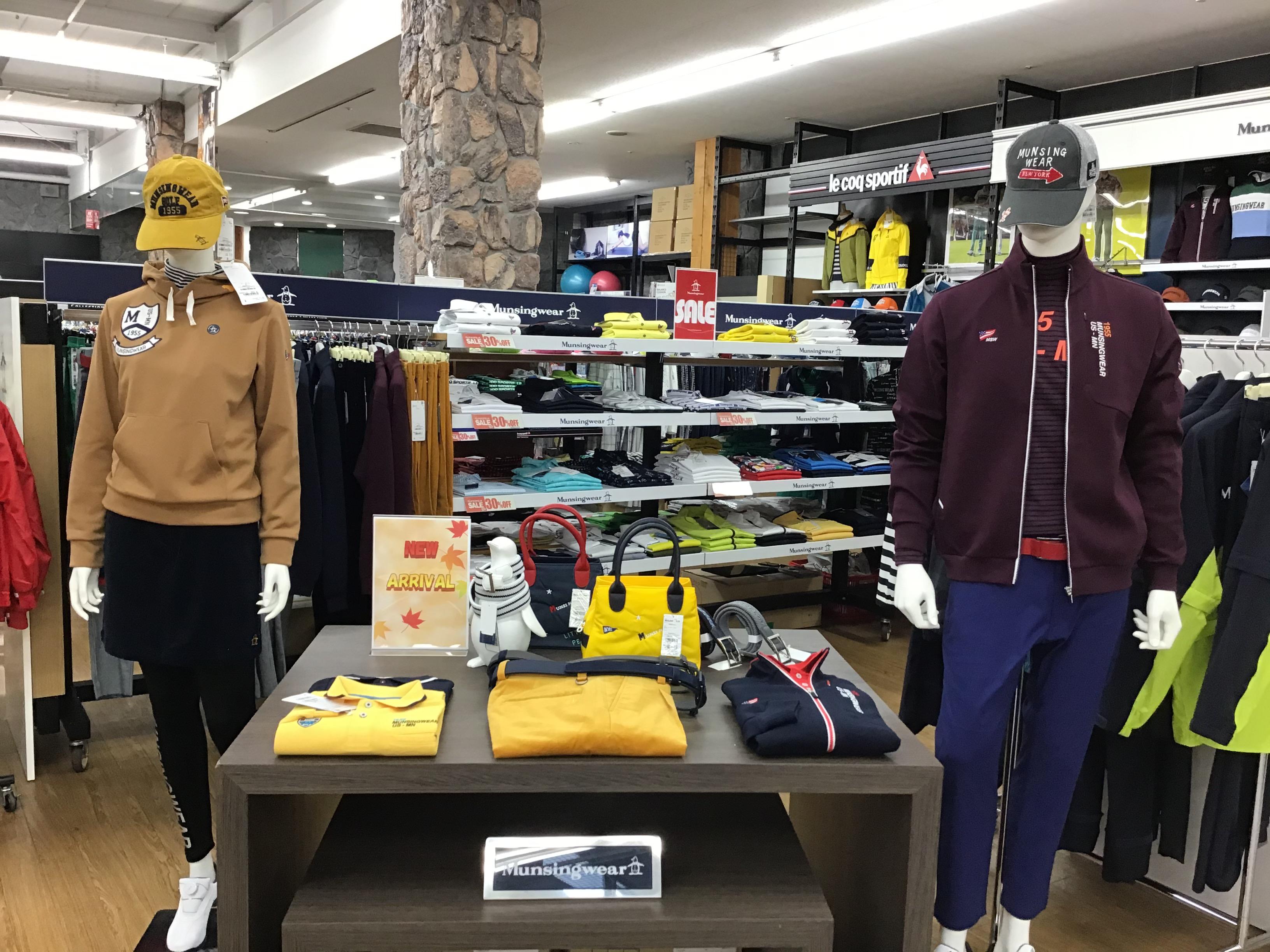 新作ウエア入荷してます！