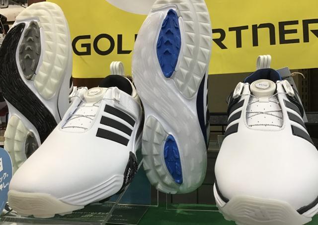 adidasのシューズが入荷しました！