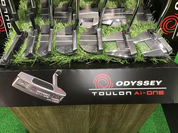 オデッセイ　トゥーロンAi-ONEパター　入荷しました！