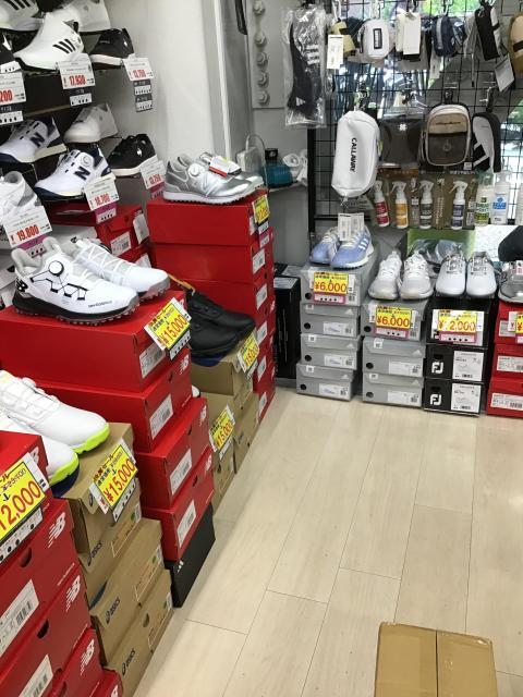 売り切れ御免！<大特価シューズ>