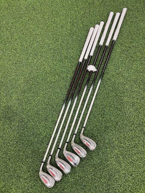 ゼクシオ13レディースにNEWカラー！